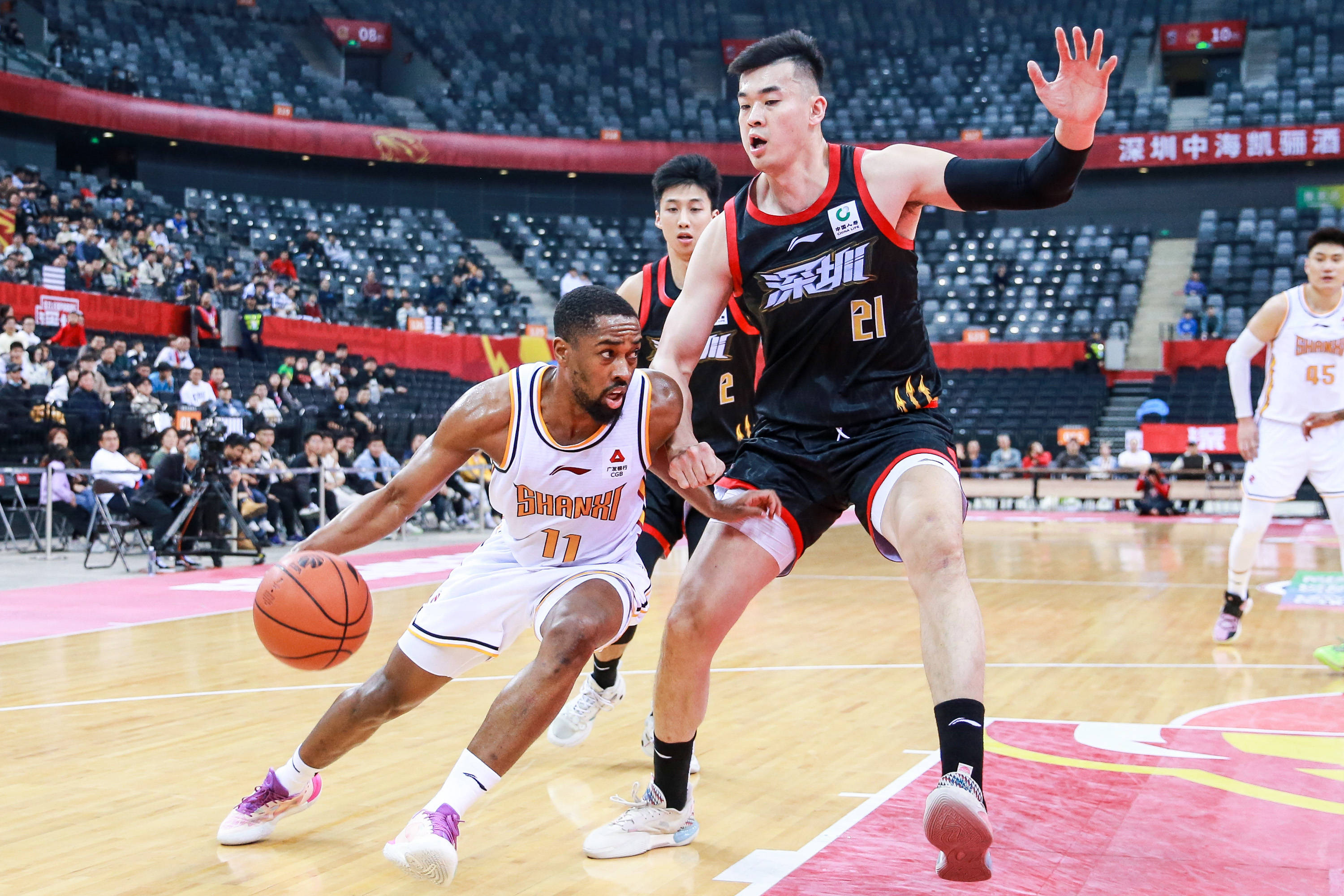 认为球队在 认为球队在