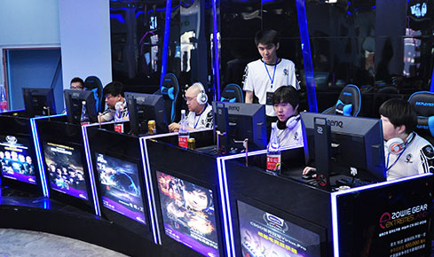 从个人竞技 从个人竞技