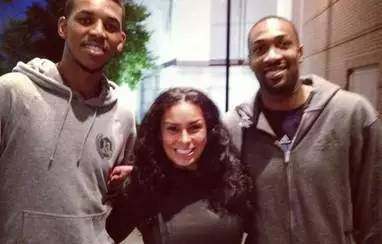 周边与转播 周边与转播