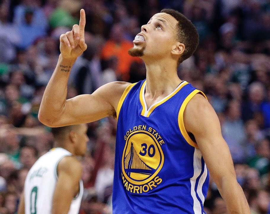 展陈策略突 展陈策略突